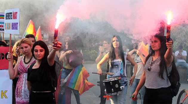 Adana’da Orlando Katliamı Lanetlendi