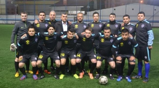Adana’da ’Polisimin Yanındayım’ Kampanyası Altında Dostluk Maçı