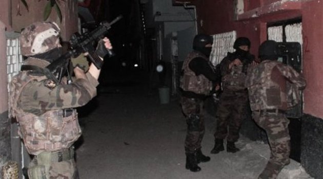 Adana’da Şafak Operasyonu Operasyonu