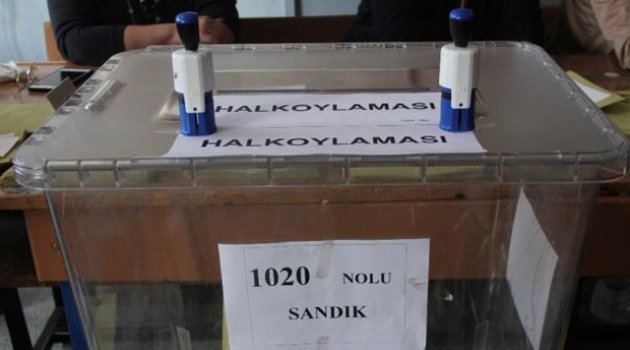Adana’da seçmen sandık başında