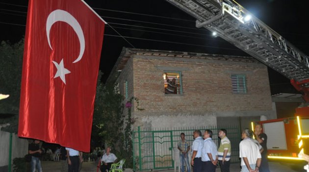 Adana’da şehit olan polisin baba ocağına ateş düştü