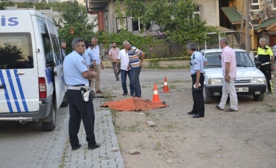 Adana’da yasak aşk cinayeti