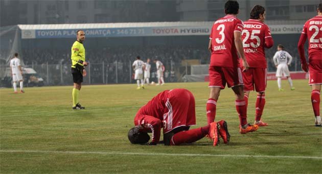 Şimşek 2. yarıda çöktü