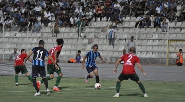 Adana Demirspor: 2 - Karşıyaka: 0 (ilk Yarı Sonucu)