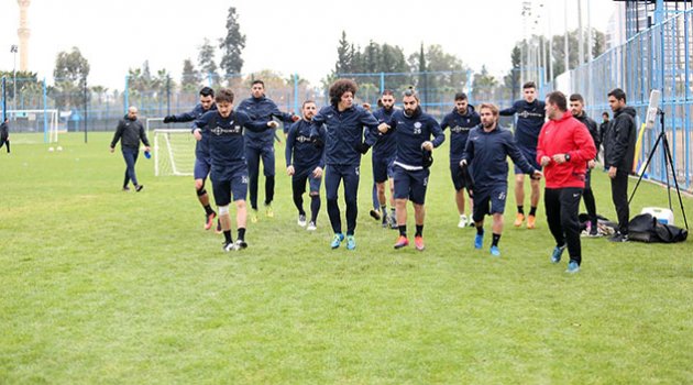 Adana Demirspor Antalya yolcusu