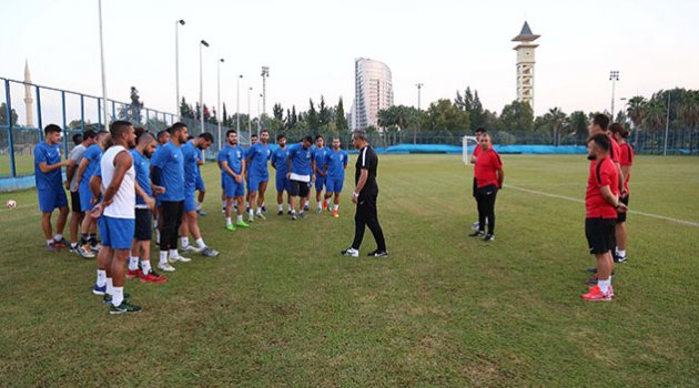Adana Demirspor, Büyükşehir Gaziantepspor çalışmalarına başladı