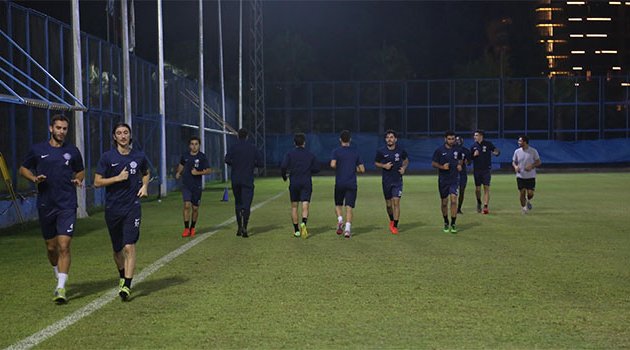 Adana Demirspor çalışmalara başladı