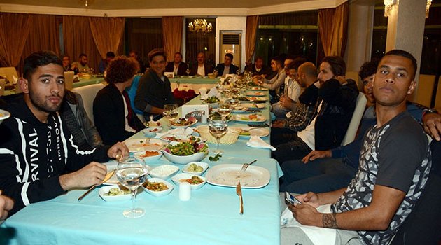 Adana Demirspor’dan moral yemeği
