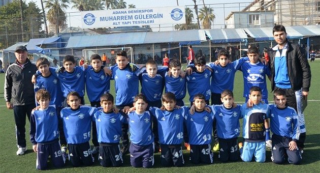 Adana Demirspor Futbol Okulları Turnuvası başladı