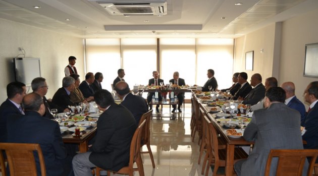 Adana hızlı trene çok yakın