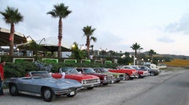 Adana Klasik Otomobil Kulübü 1 yaşında