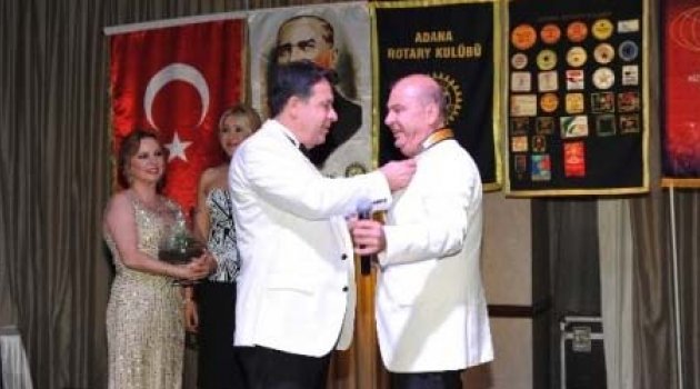 Adana Rotay Kulübü’nde Devir-teslim