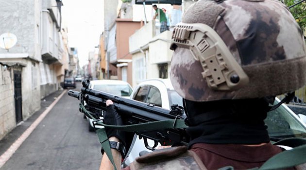 Adana ve Ankara’da FETÖ’cülere operasyon
