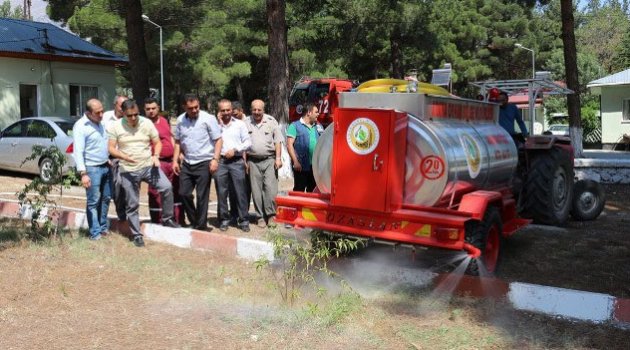 Adana ve Osmaniye’de köylülere çok amaçlı su tankeri dağıtıldı