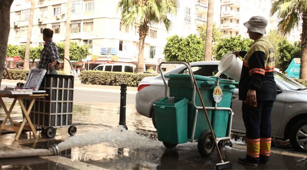 Adana yaralarını sarıyor