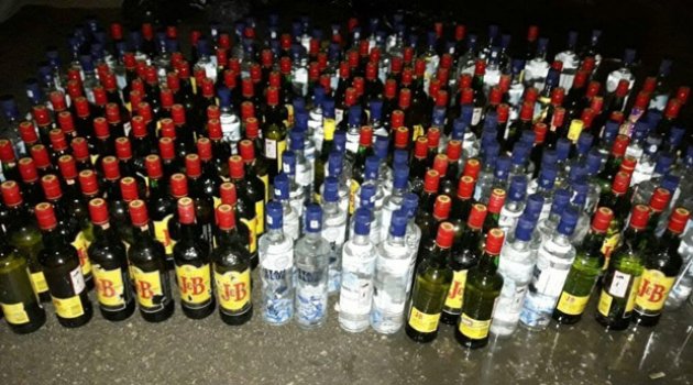 Adana'da 360 şişe kaçak içki ele geçirildi