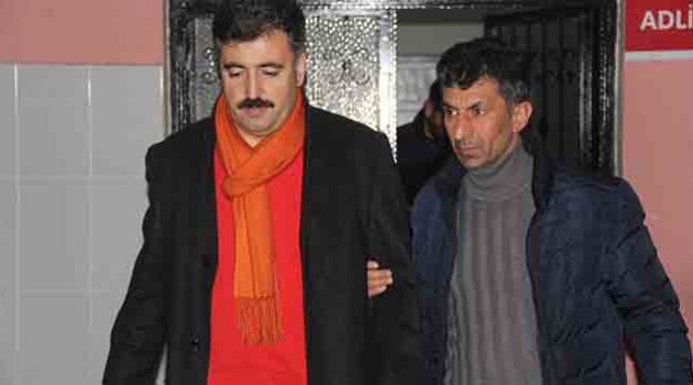 Adana'da  7 hakim  ve savcı  gözaltına alındı