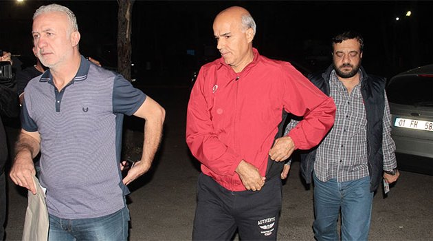 Adana'da FETÖ operasyonu