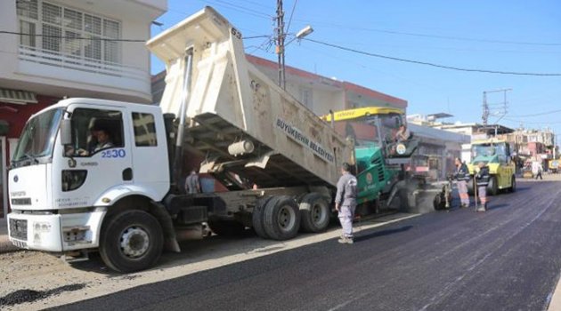 Adana'da Karafatma Caddesi asfaltlandı
