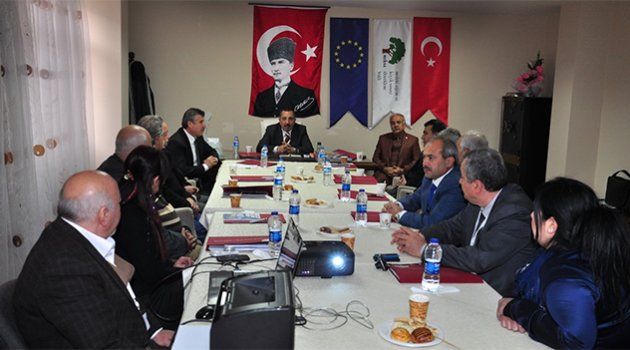Adana'da mobilya döşemecisi ulusal yeterlilik çalıştayı başladı