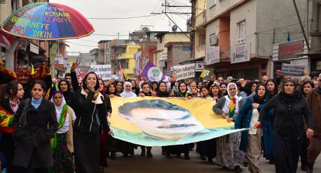 Adana'da 'Öcalan' eylemi