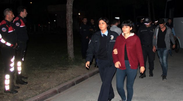 Adana&#039;da terör operasyonu: 39 gözaltı