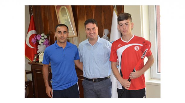 Adanalı Necip Ayıcı Çim Hokeyi Milli Takım Hazırlık Kampına Çağrıldı