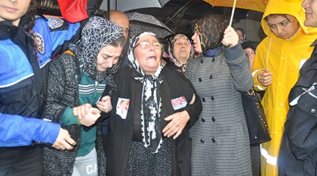 Adanalı şehit gözyaşları arasında defnedildi