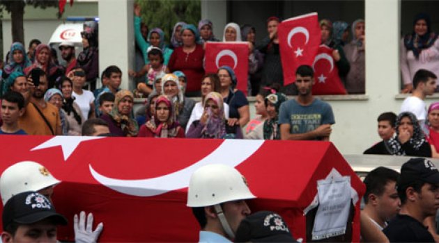 Adanalı şehit polis son yolculuğuna uğurlandı