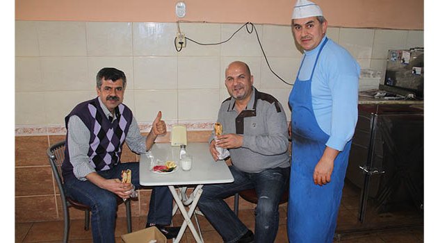 Adanalının damak tadı  Köfteci Bomba