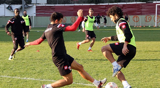Adanaspor’da Balıkesirspor mesaisi sürüyor