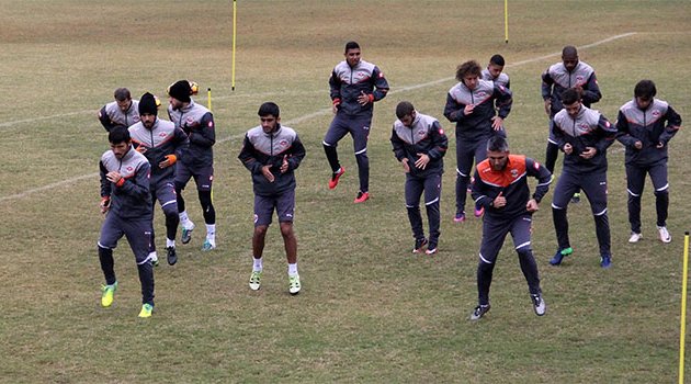 Adanaspor, Gençlerbirliği maçı hazırlıklarını sürdürüyor