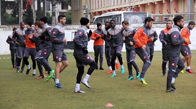 Adanaspor, Gençlerbirliği maçının hazırlıklarını sürdürüyor