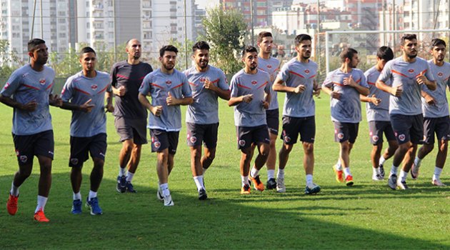Adanaspor hazırlıklarına kaldığı yerden devam etti