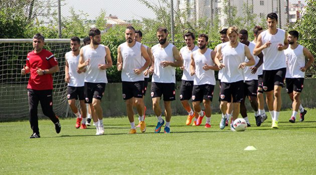 Adanaspor PTT 1. Lig’deki son maçına hazırlanıyor