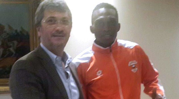 Adanaspor, Uche Kalu’yu renklerine bağladı