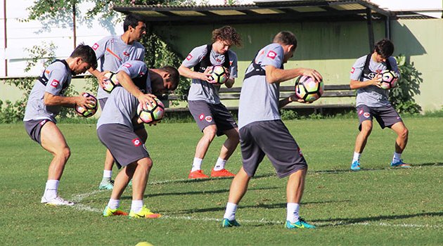 Adanaspor'da hazırlıklar sürüyor