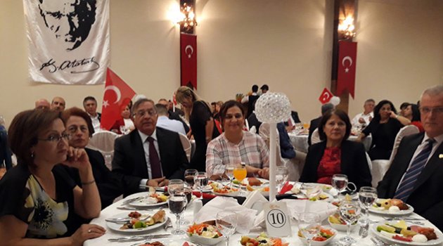 ADD’de görkemli Cumhuriyet kutlaması