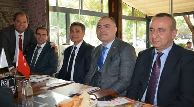 AGİAD’ın dayanışma yemeği