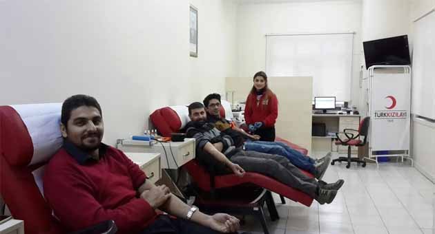 AHAS’tan Kızılay’a kan bağışı