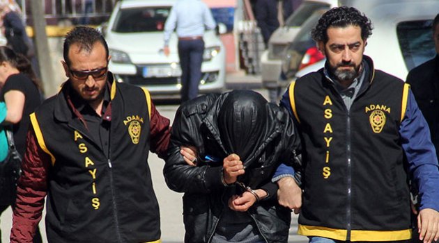 Ahlak polisinden "Swinger"a suçüstü