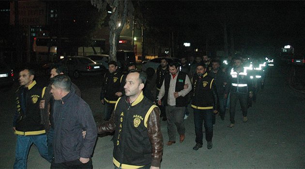 Aile boyu sahte polis ve savcılar