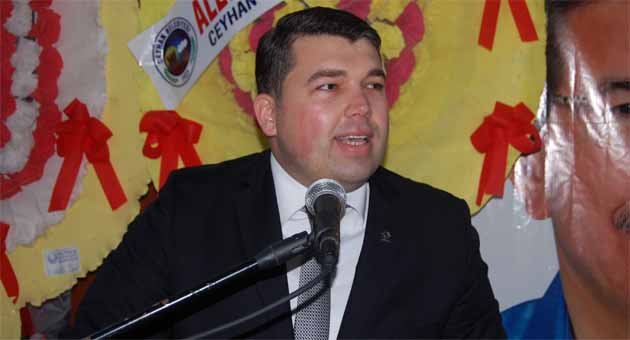 Ak Parti Ceyhan Gençlik Kolları Başkanlağına Uçaral seçildi