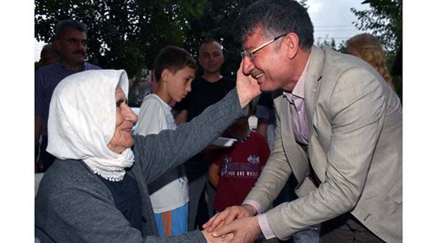 AK Parti Çukurova’dan piknik tadında iftar