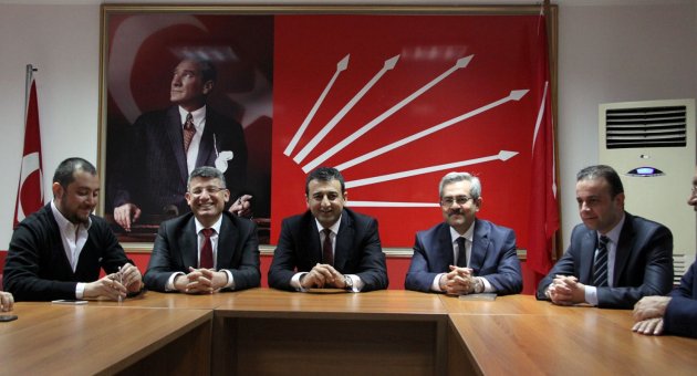 AK Parti’den CHP’ye ziyaret