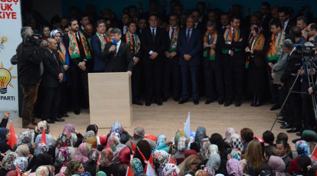 AK Parti milletvekili adayları Kozanlılar ile buluştu