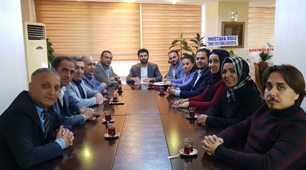 AK Parti Seyhan’da yürütme kurulu üyeleri belirlendi
