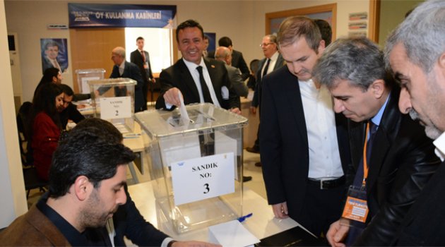 AK Parti temayülüne STK’lardan yoğun ilgi