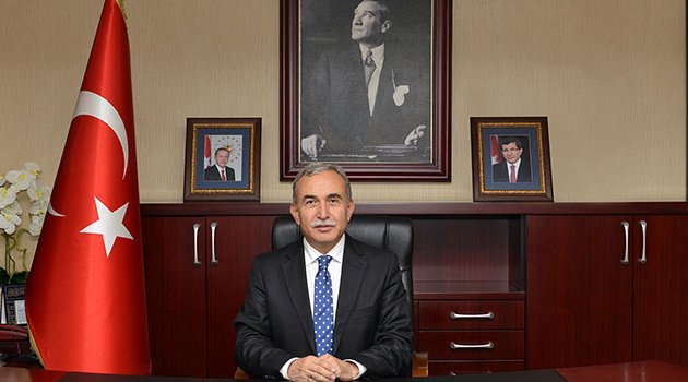 Büyük: "Basın, güçlü demokrasilerin en önemli yapı taşlarındandır"