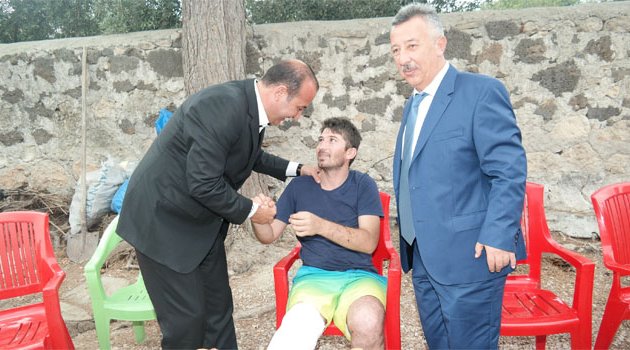 Alemdar Öztürk yaralı uzman çavuş Feyyaz Argın’ı evinde ziyaret etti